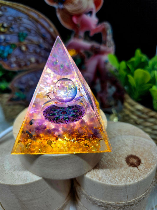 Veilleuse pyramide