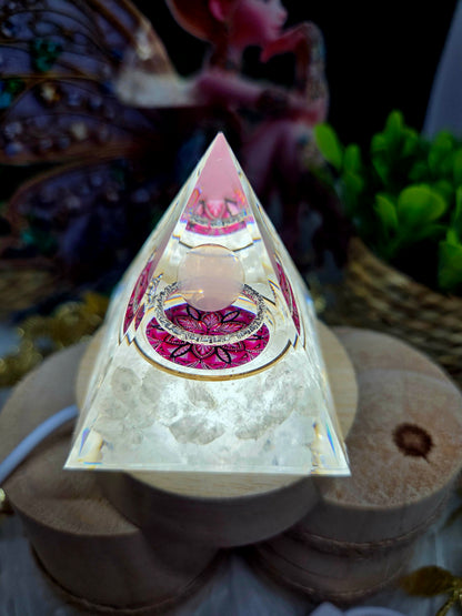 Veilleuse pyramide