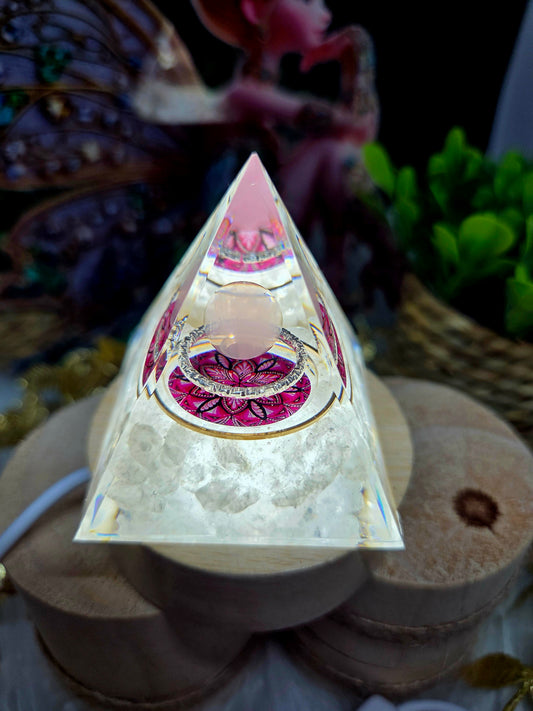 Veilleuse pyramide